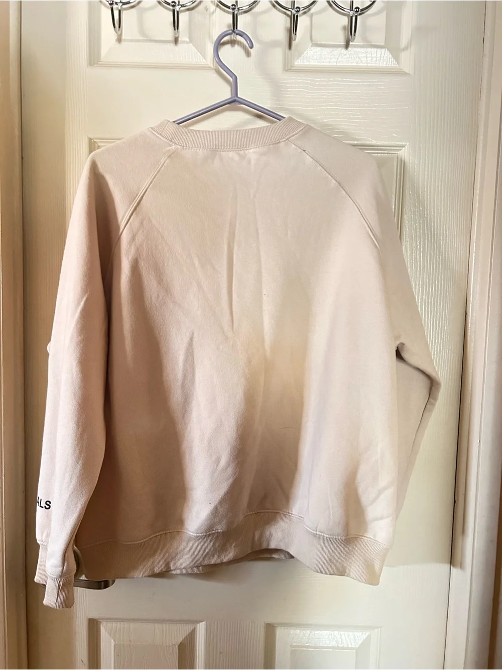 Essentials Men’s Crewneck Sweatshirt in Light Beige with Black Logo. size XL